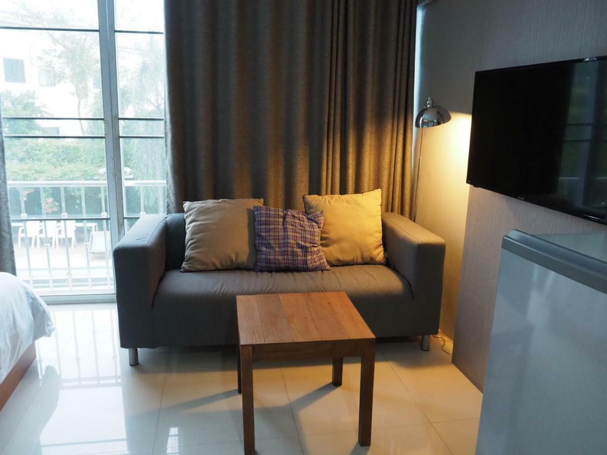 The O2 Aparthotel Udon Thani Exterior foto