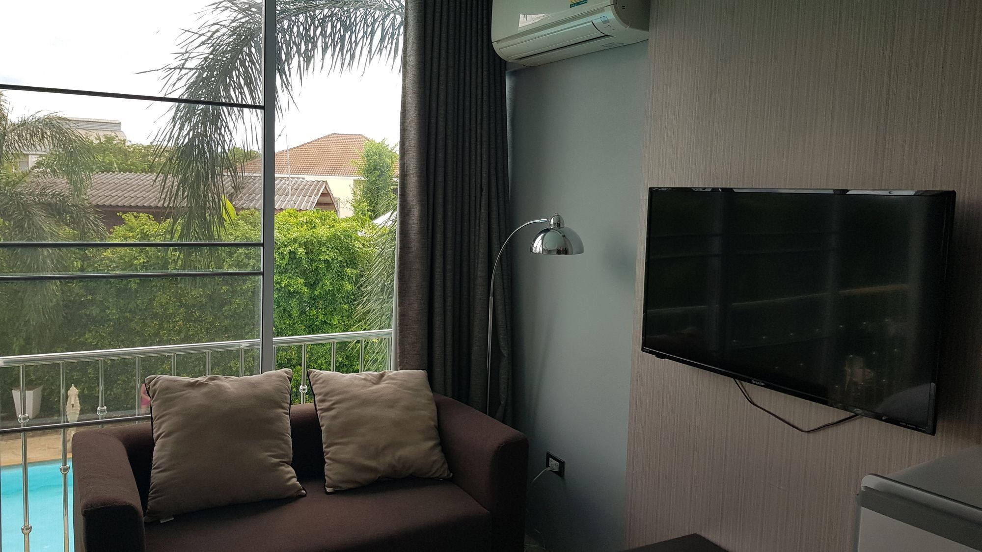 The O2 Aparthotel Udon Thani Exterior foto